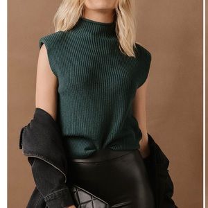 VERO MODA DELMARE SWEATER VEST in Emerald. Size M.